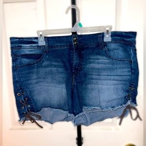 Lovesick Tie-up Shorts (SOLD)